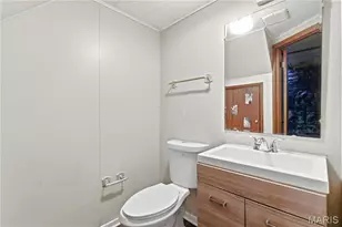 44 Jendale Ct, Jennings, MO 63136 - Photo 20