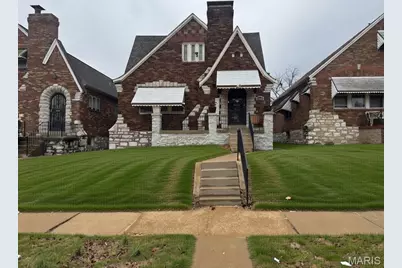 8635 Partridge Avenue, Saint Louis, MO 63147 - Photo 1