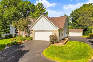 12159 Ameling Rd, Maryland Heights, MO 63043 - Photo 2