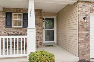 1373 New Charter Ln, O'Fallon, MO 63366 - Photo 4