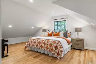 12829 Topping Acres St, Town and Country, MO 63131 - Photo 32