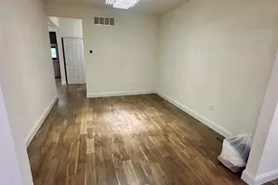 330 Wilhelmine Ct, Ballwin, MO 63021 - Photo 12