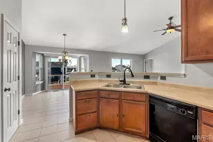 1632 Westlake Cir, Pacific, MO 63069 - Photo 6