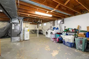 1721 Saddle Ridge Dr, Florissant, MO 63031 - Photo 16