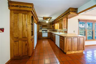 1044 Oakland Dr, Jackson, MO 63755 - Photo 8