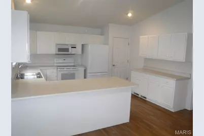 24 Lienemann Court, Saint Peters, MO 63303 - Photo 8