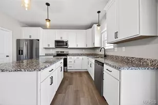 503 Spruce Holw Ct, Wentzville, MO 63385 - Photo 18