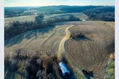 11742 Highway D, Louisiana, MO 63353 - Photo 24