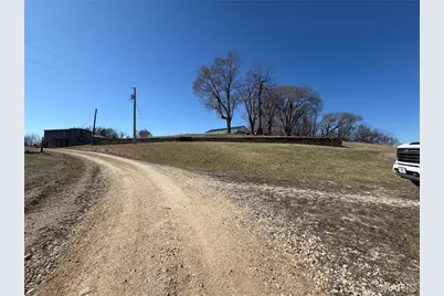 11742 Highway D, Louisiana, MO 63353 - Photo 8