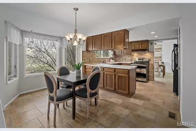 643 Nanceen Court, Ballwin, MO 63021 - Photo 12