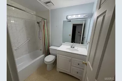 2017 S Grand Boulevard #304, Saint Louis, MO 63104 - Photo 10