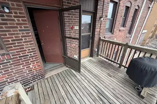 2017 S Grand Blvd, Saint Louis, MO 63104 - Photo 16