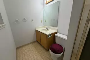 2017 S Grand Blvd, Saint Louis, MO 63104 - Photo 8