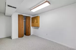 6937 Singingwood Ln, Saint Louis, MO 63129 - Photo 38