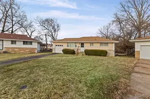 4258 Stambaugh Ct, Saint Louis, MO 63134 - Photo 4