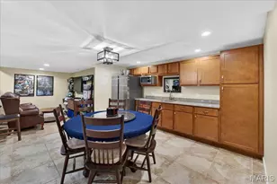 12404 Cedar Moor Dr, Saint Louis, MO 63131 - Photo 32