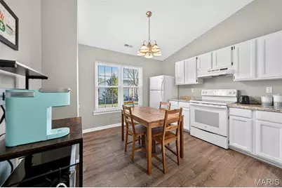 929 Sugar Lake Court #7, Saint Peters, MO 63376 - Photo 8