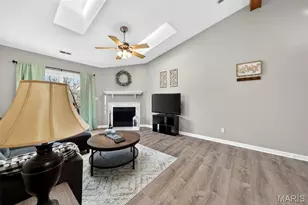 929 Sugar Lake Ct, Saint Peters, MO 63376 - Photo 14