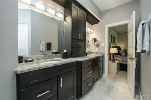 1318 Conway Oaks Dr, Chesterfield, MO 63017 - Photo 16