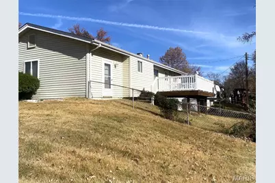 140 Mohan Drive, Florissant, MO 63033 - Photo 8