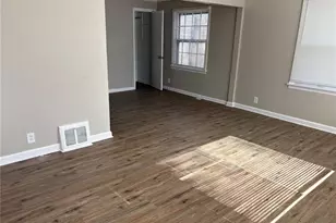 1501 Fathom Dr, Saint Louis, MO 63137 - Photo 2