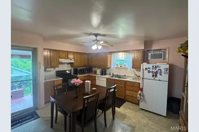 737 Price Street, Poplar Bluff, MO 63901 - Photo 2