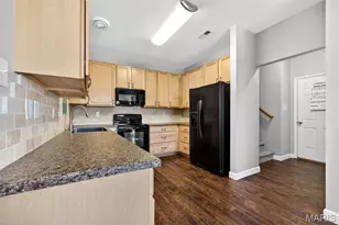 1033 Glengarry Dr, Wentzville, MO 63385 - Photo 18