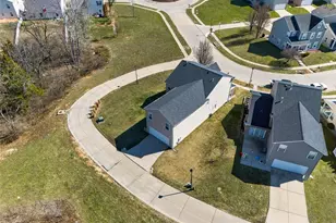 1033 Glengarry Dr, Wentzville, MO 63385 - Photo 48