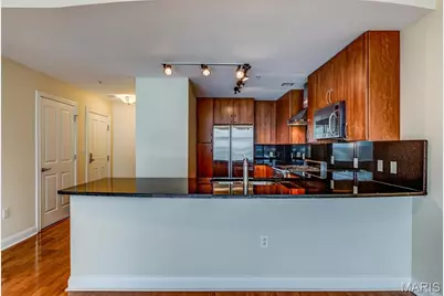 4909 Laclede Avenue #1002, Saint Louis, MO 63108 - Photo 8
