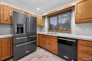 1601 Country Hill Ln, Ballwin, MO 63021 - Photo 16