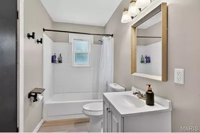 324 Averill, Ferguson, MO 63135 - Photo 6