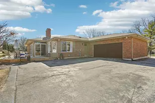 1128 Black Forest Dr, Saint Charles, MO 63301 - Photo 52