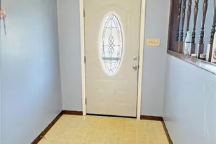 1002 Marilyn Ct, Washington, MO 63090 - Photo 6