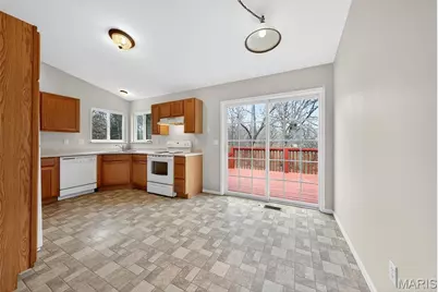 111 Wren Wood Drive, Saint Clair, MO 63077 - Photo 12