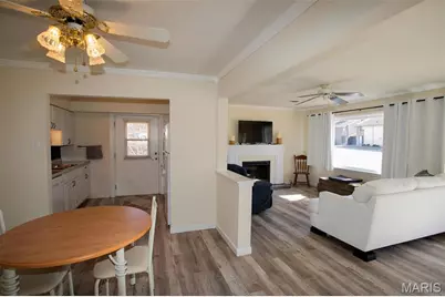 4105 Banks Road, Bridgeton, MO 63074 - Photo 6