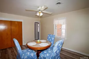 4105 Banks Rd, Bridgeton, MO 63074 - Photo 18