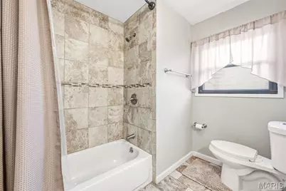 1760 Fernbrook Ln, Florissant, MO 63031 - Photo 20