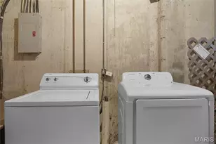 8 Columbus Square Dr, Saint Louis, MO 63101 - Photo 20