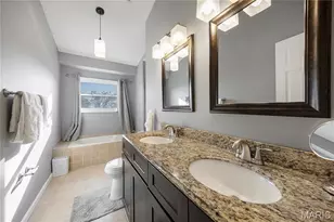 2147 Riding Spur Dr, Maryland Heights, MO 63146 - Photo 12