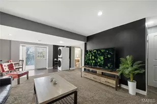 2147 Riding Spur Dr, Maryland Heights, MO 63146 - Photo 16