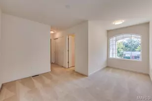 253 Village Creek Dr Dr, Ballwin, MO 63021 - Photo 32