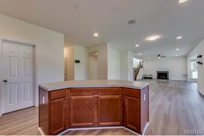 253 Village Creek Dr Drive, Ballwin, MO 63021 - Photo 22