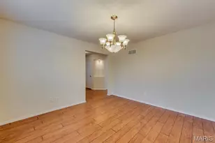 596 Misty Mountain Dr, O'Fallon, MO 63368 - Photo 8