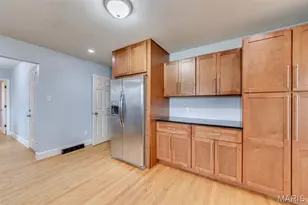 10471 Garibaldi Pl, Saint Louis, MO 63131 - Photo 18