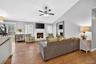 7 Butternut Stage Ct, Saint Peters, MO 63376 - Photo 2