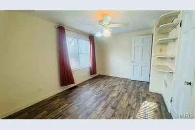 220 S Marguerite Avenue, Saint Louis, MO 63135 - Photo 12