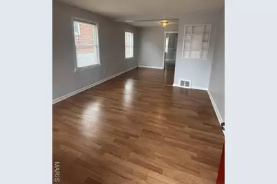 6705 Kenwood Drive, Saint Louis, MO 63121 - Photo 8