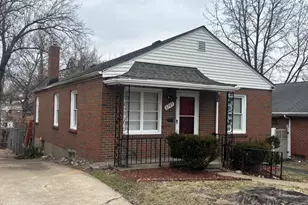 6705 Kenwood Dr, Saint Louis, MO 63121 - Photo 4