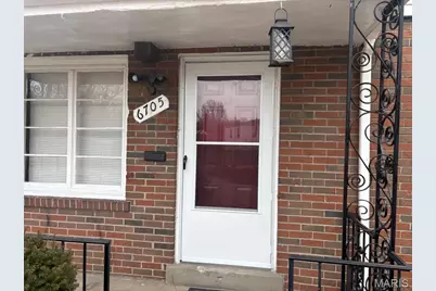 6705 Kenwood Drive, Saint Louis, MO 63121 - Photo 1
