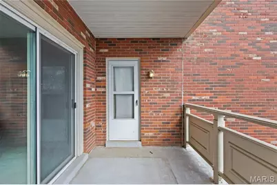 526 Sarah Lane #25, Creve Coeur, MO 63141 - Photo 32